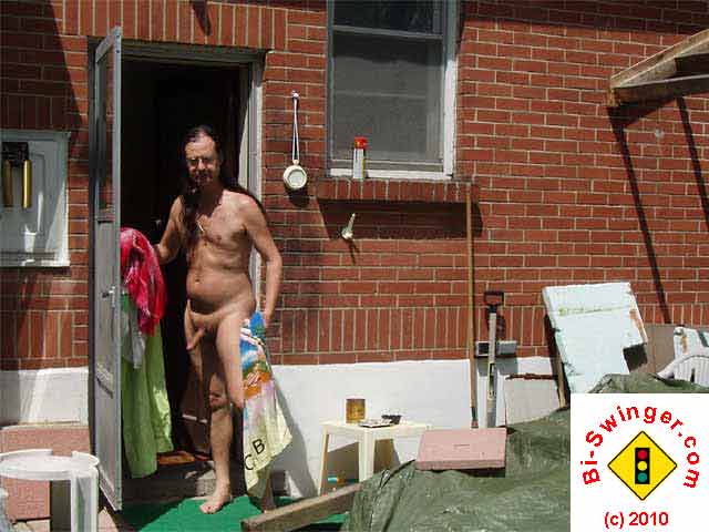 nude sun tanning outside, nude beaches port burwell and blowjobs in london ontario