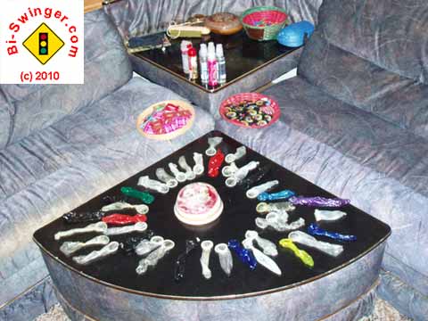 Bi-swinger, on-premise, group sex in London Ontario
